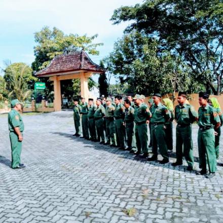 Kegiatan Rutin Hari Senin Pagi