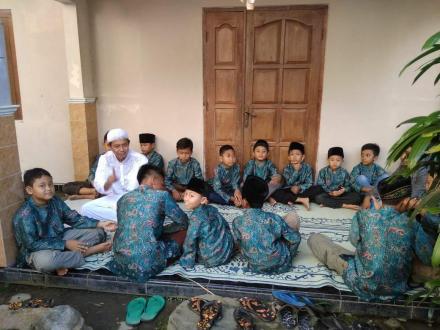 Santunan Anak Yatim Piatu 