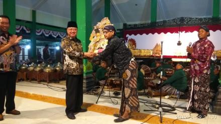  Pagelaran Wayang Kulit