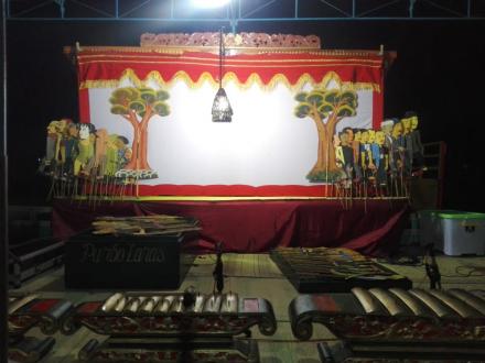 Pagelaran Wayang Cakruk 